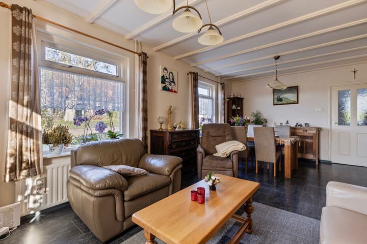 Foto 11 van Houtsestraat 6