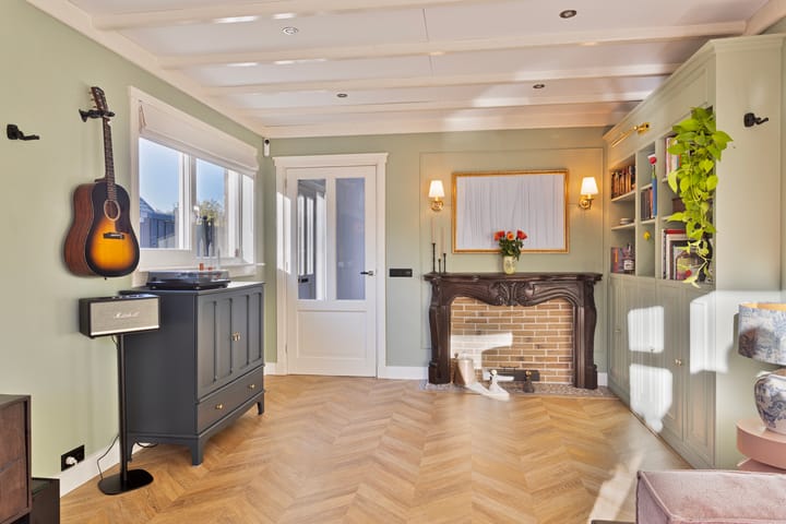 Photo 11 of Zutphensestraat 179