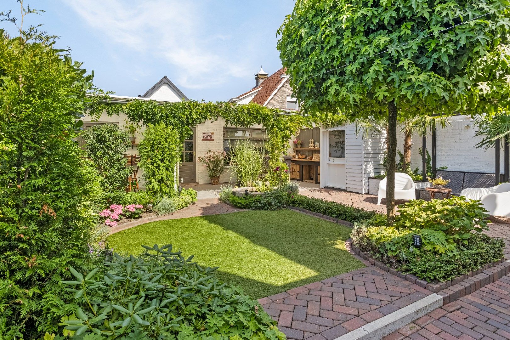 Foto 3 van Lugtenburg 10