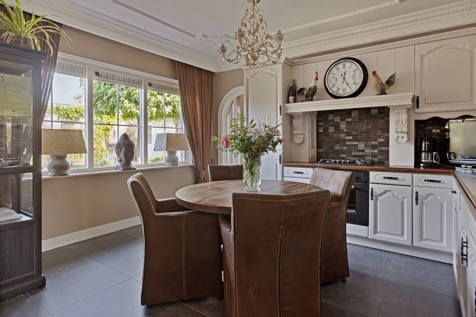 Foto 12 van Lugtenburg 10