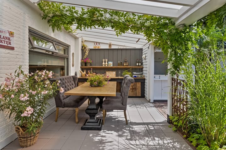 Photo 36 of Lugtenburg 10