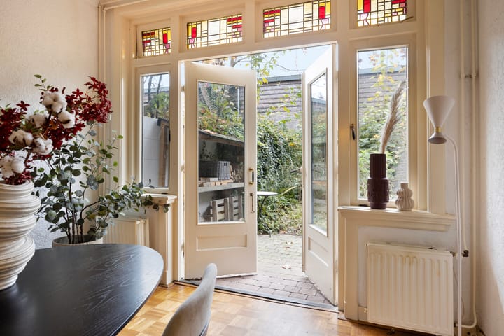 Foto 21 van Lodewijk Napoleonplein 15