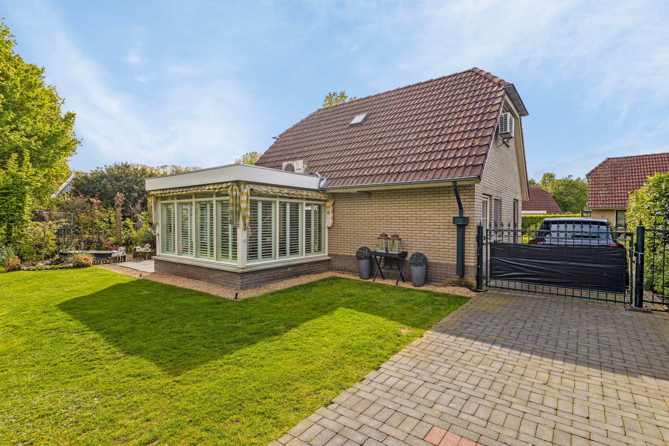 2-bedroom freehold villa in Daarle — photo 1 of 5