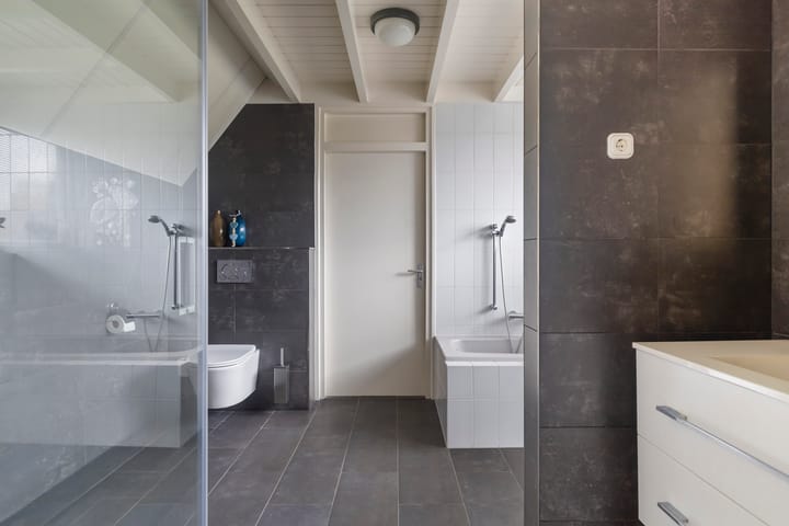 Photo 32 of De Zeilen 36