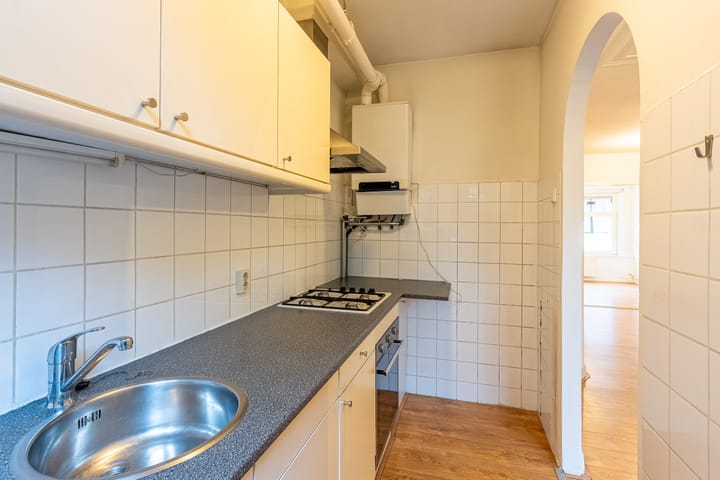 Photo 11 of Verheijstraat 9