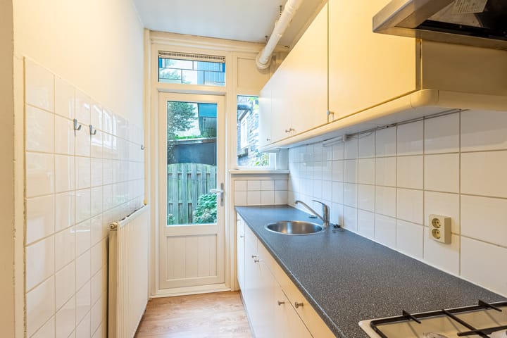 Photo 10 of Verheijstraat 9