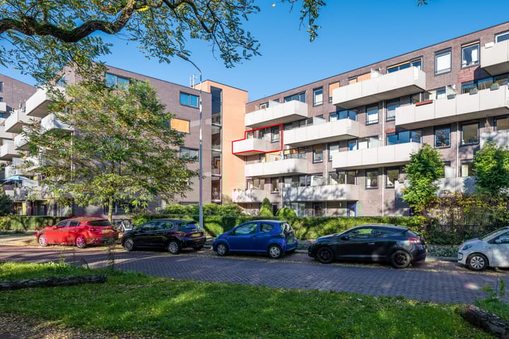 Photo 1 of Leeghwaterstraat 252