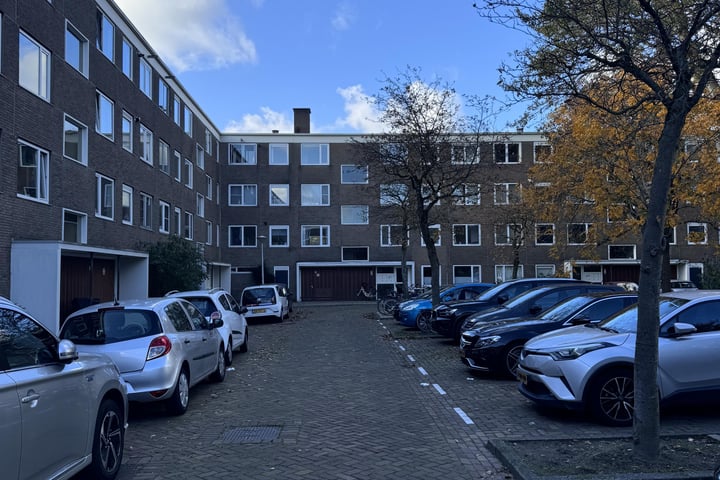 Bekijk foto 7 van Loodskotterhof 17