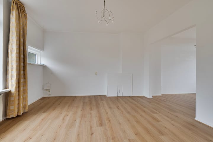 Photo 8 of Buisweg 48