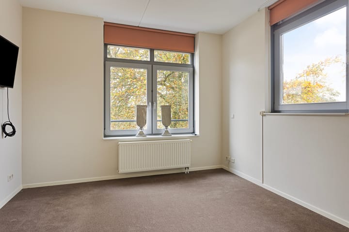 Foto 12 van Schoolstraat 5