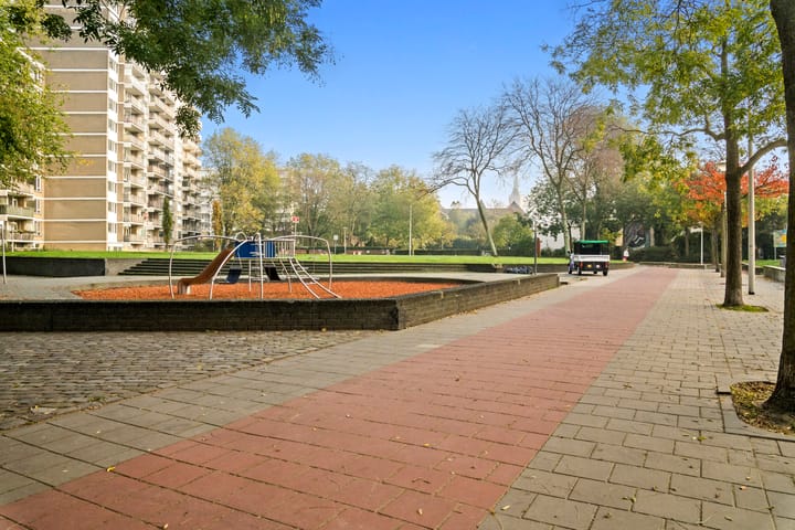 Foto 30 van Sirtemastraat 225