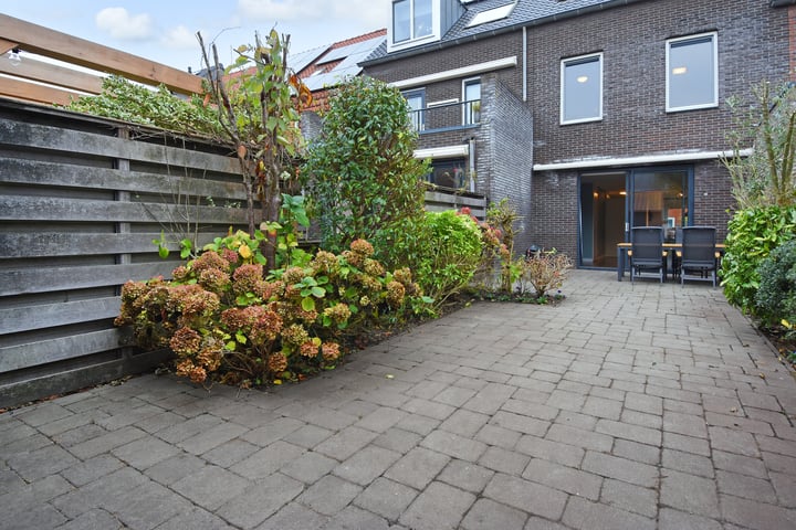 View photo 39 of Kwelderplantsoen 16