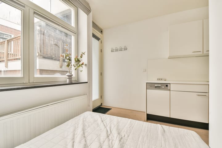 Foto 12 van Bloemstraat 31-B