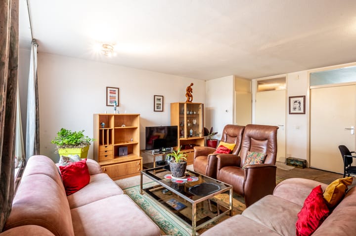 Photo 5 of Kamperfoeliestraat 3