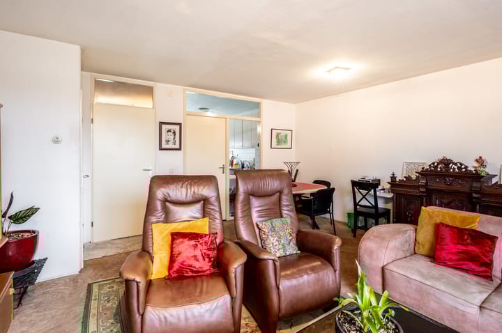 Photo 7 of Kamperfoeliestraat 3