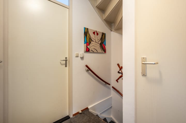 Photo 10 of Kamperfoeliestraat 3