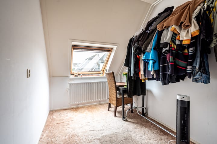 Photo 14 of Kamperfoeliestraat 3