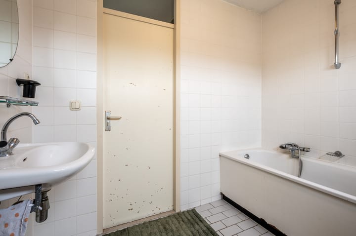 Photo 15 of Kamperfoeliestraat 3