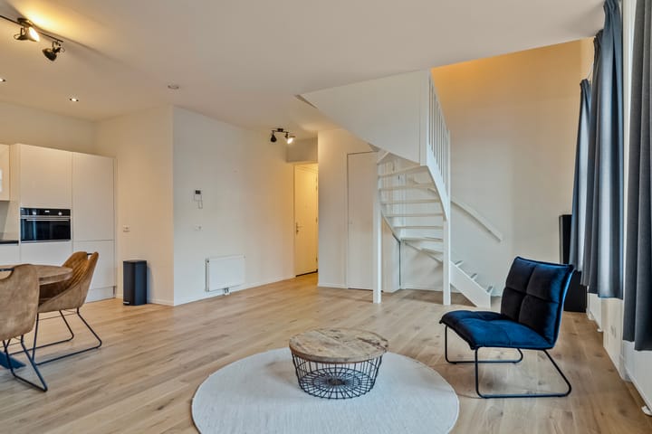 Foto 5 van Bankastraat 42-J