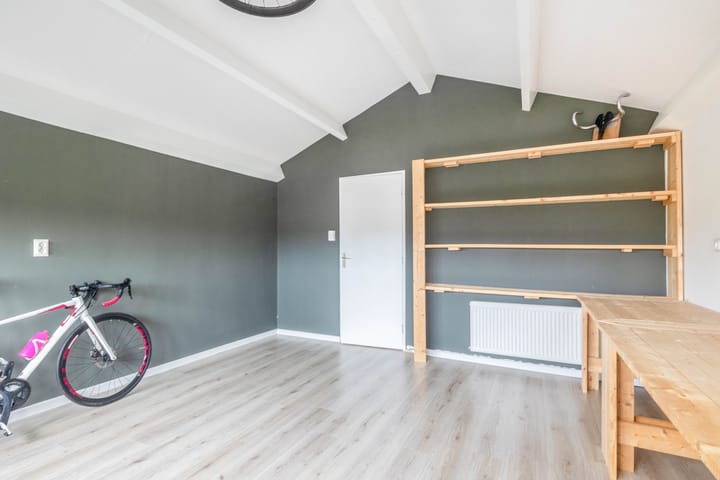 Foto 32 van Voltastraat 81