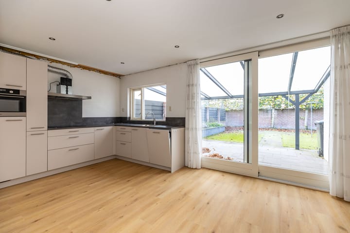 Foto 3 van van Hovedreef 11