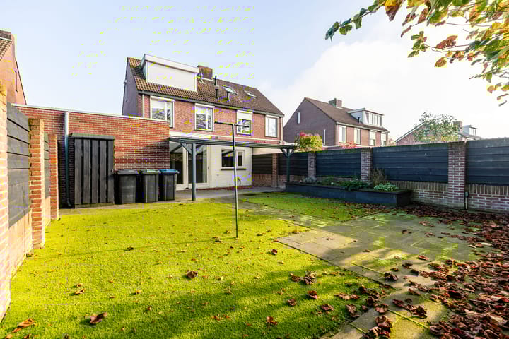 Foto 42 van van Hovedreef 11