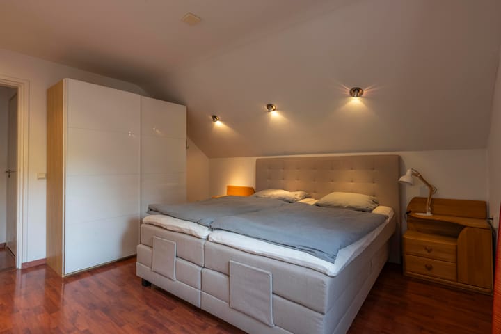 Foto 17 van Corneliusstraat 4