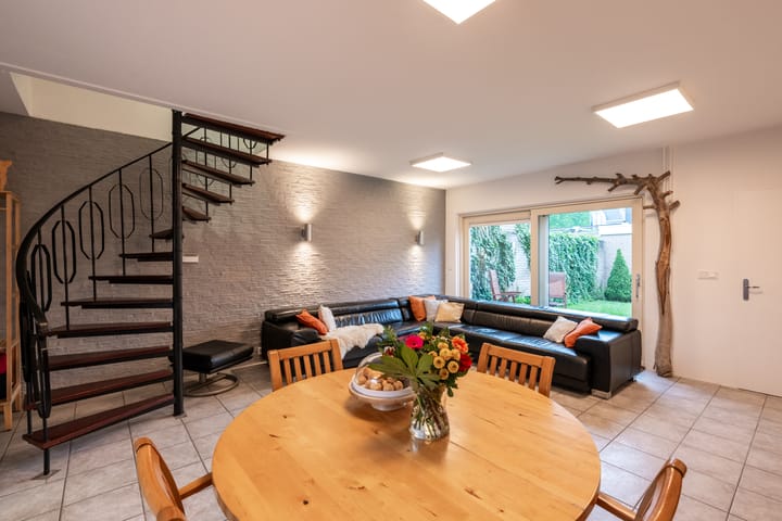 Foto 2 van Laanderhof 77