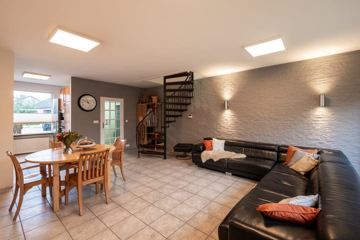 Foto 9 van Laanderhof 77