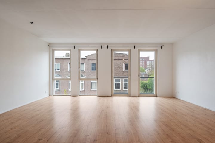 Foto 7 van Menno van Coehoornstraat 33