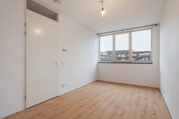 Foto 15 van Menno van Coehoornstraat 33