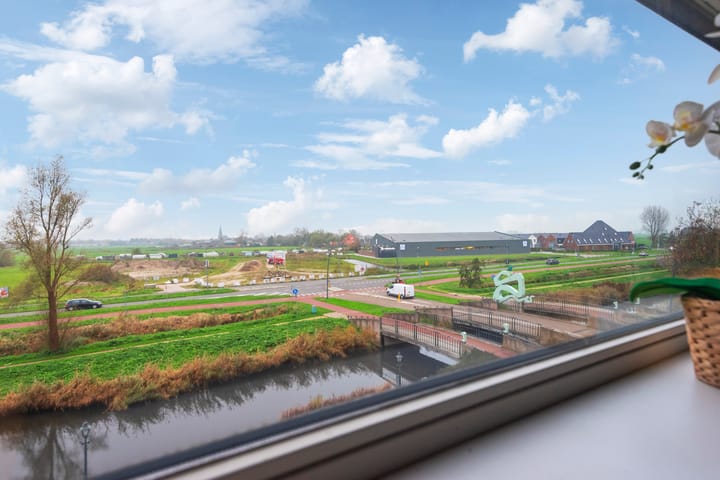 Foto 2 van Rode Ring 237