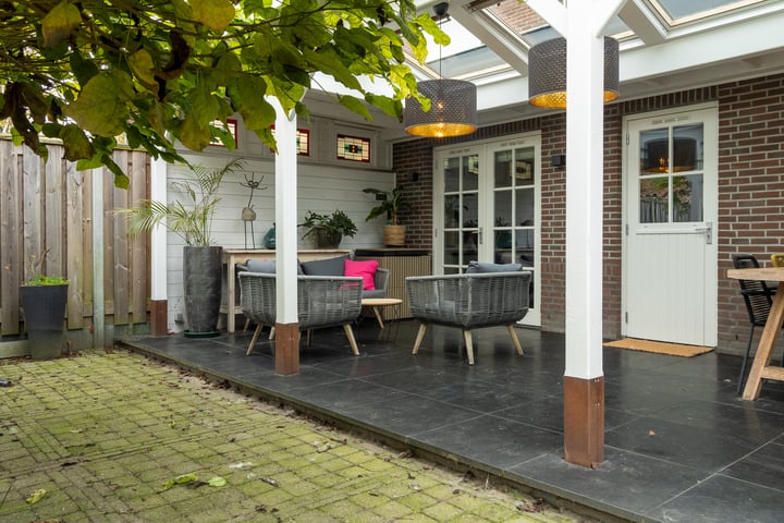 View photo 27 of Burgemeester Buijsenstraat 25