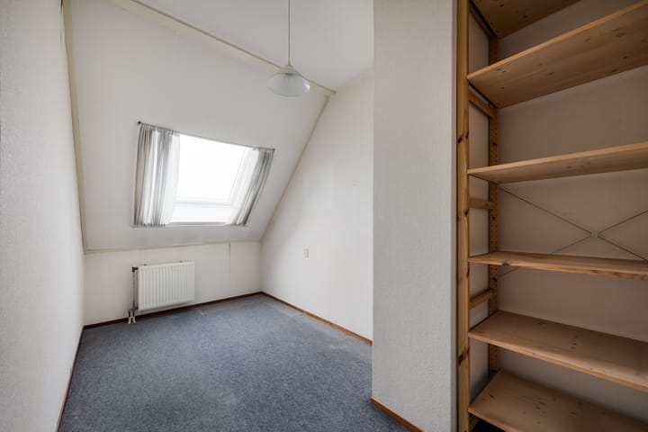 Photo 16 of Els van Roodenstraat 37