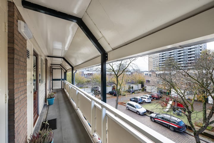 Photo 21 of Els van Roodenstraat 37