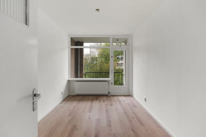 Foto 7 van Plotinusstraat 43