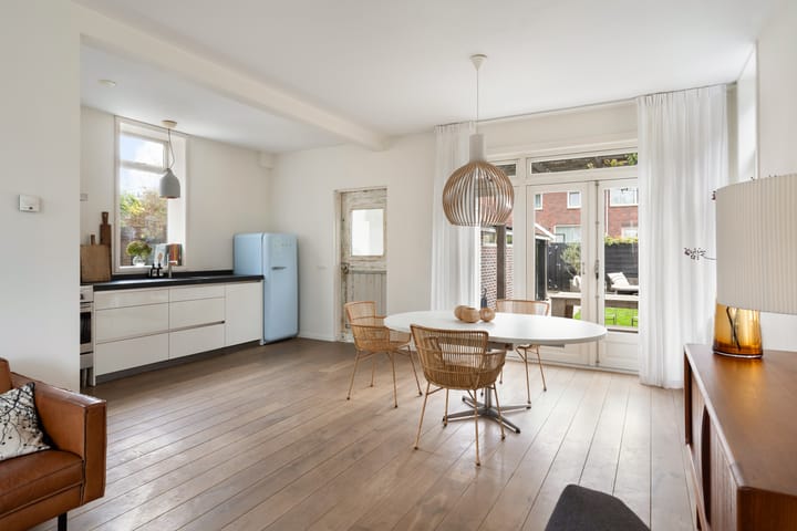 Photo 4 of Wilhelmina Geevestraat 18