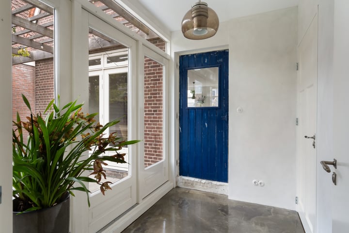 View photo 29 of Wilhelmina Geevestraat 18