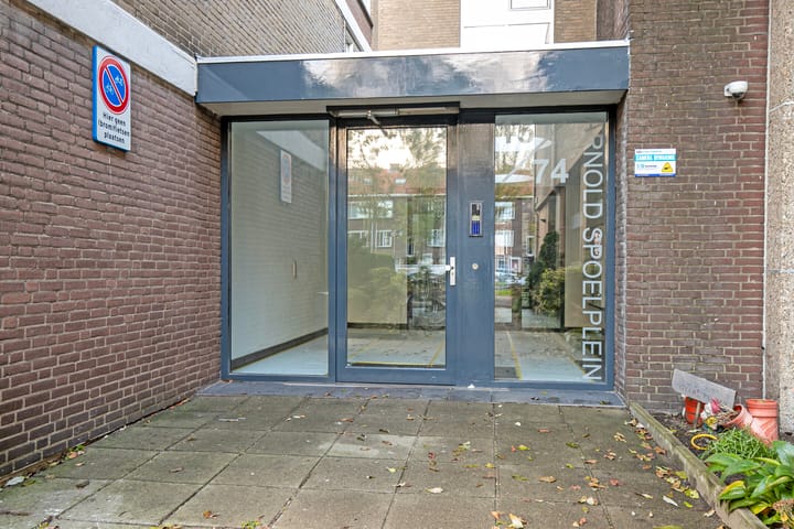 Foto 22 van Arnold Spoelplein 56