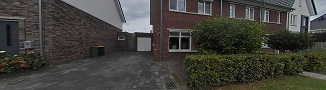 View 360° photo of voortuin of Burcht 61