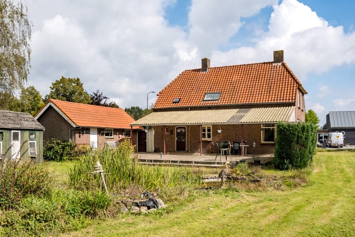 View photo 33 of Maarheezerweg 21