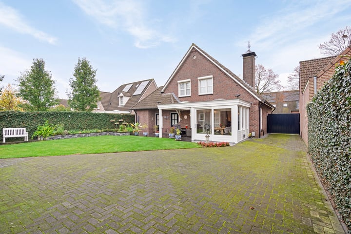 Bekijk foto 46 van Lindenlaan 19