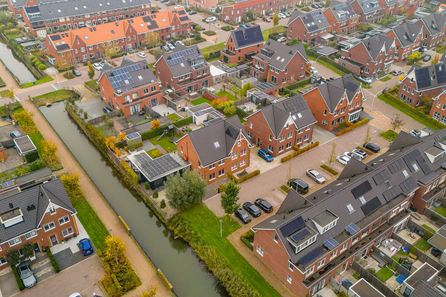 Photo 4 of Perzikengaarde 18