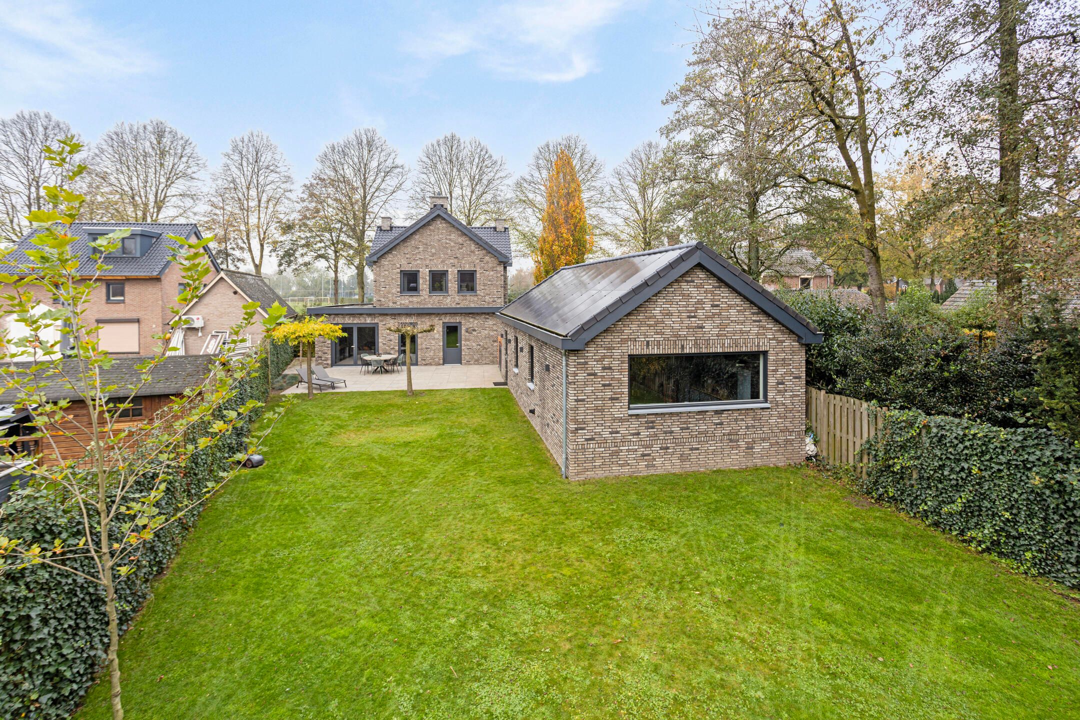 Foto 30 van Pastoor van der Kampstraat 25