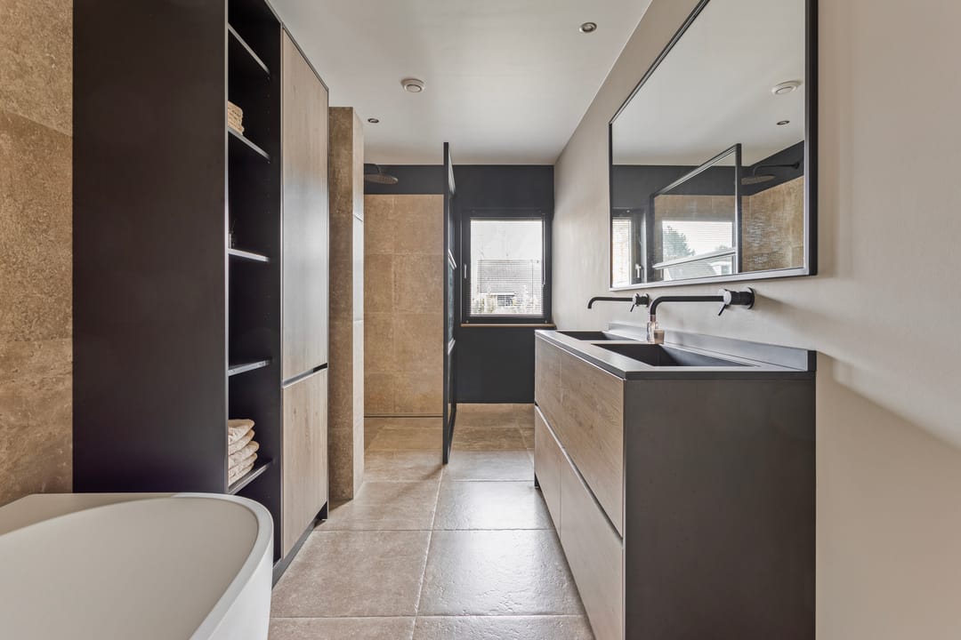 Foto 46 van Pastoor van der Kampstraat 25