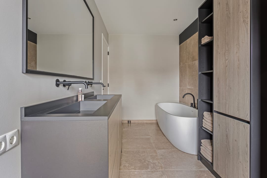 Foto 47 van Pastoor van der Kampstraat 25