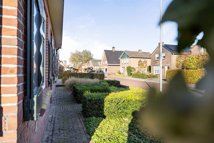 View photo 37 of Enkstraat 52