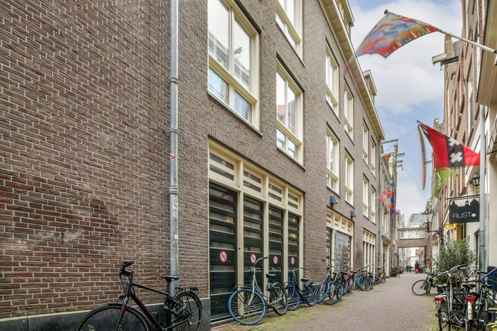 View photo 20 of Pieter Jacobszstraat 44