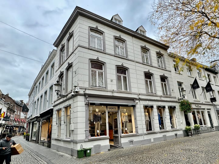 Sint Amorsplein 8