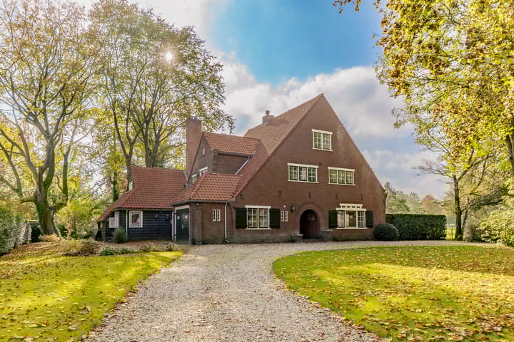 Foto 1 van Stationsweg 3